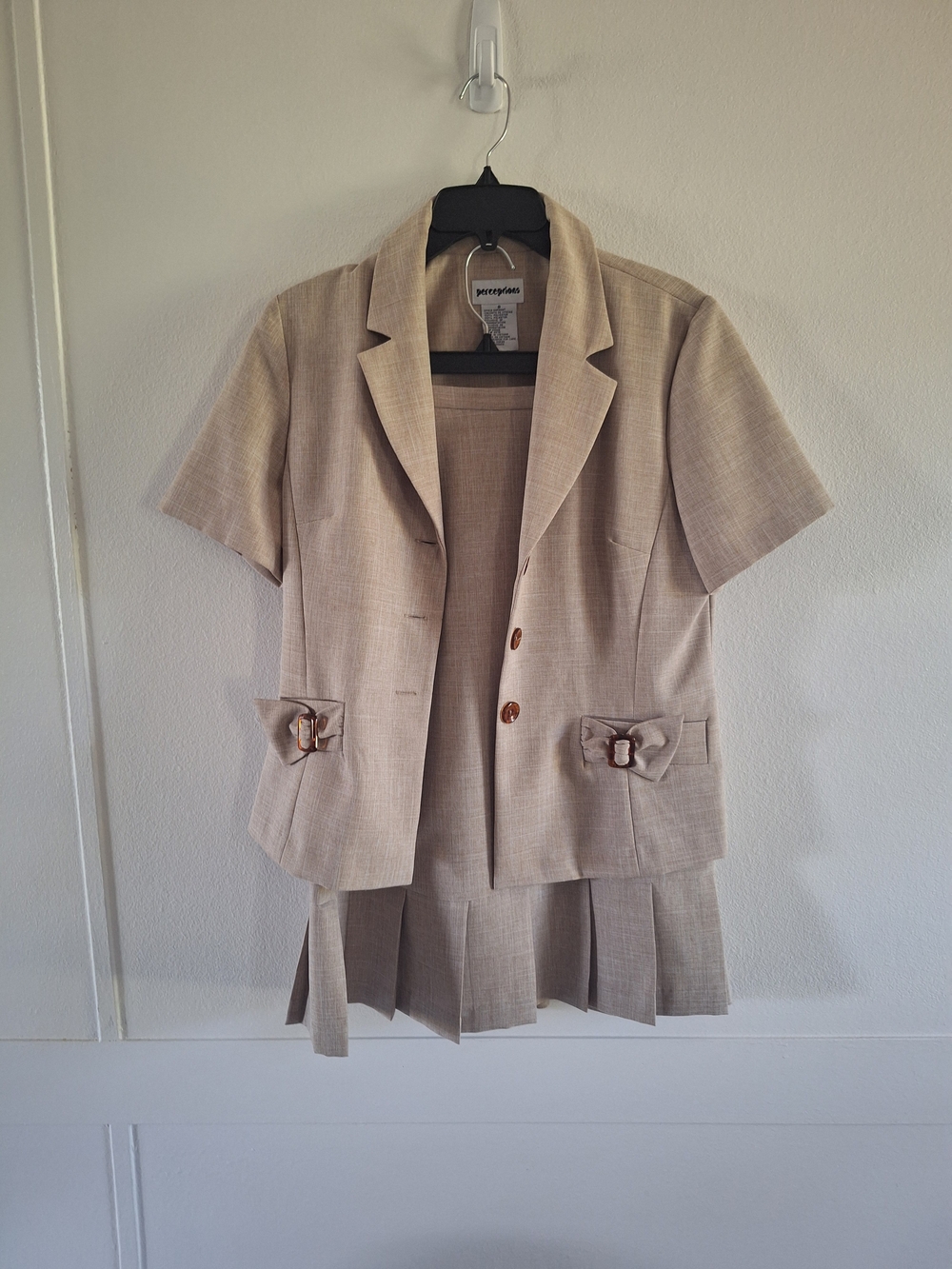 Perceptions Beige Short-Sleeve Skirt Suit - Picture 3 of 6